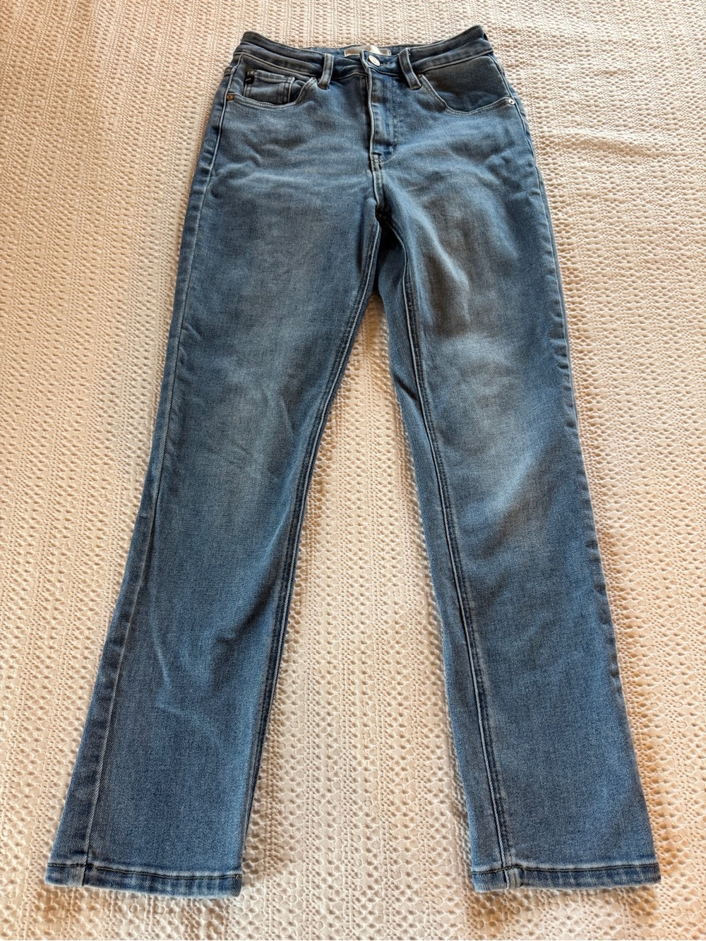KanCan Women's Skinny Straight Jeans in Faded Blue Denim size 26